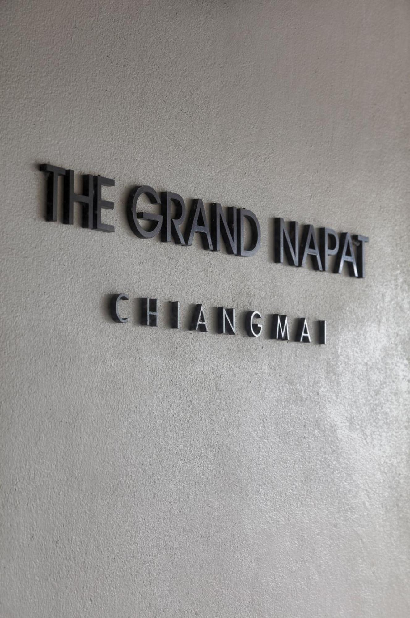 אפרטהוטל צ'יאנג מאי The Grand Napat מראה חיצוני תמונה